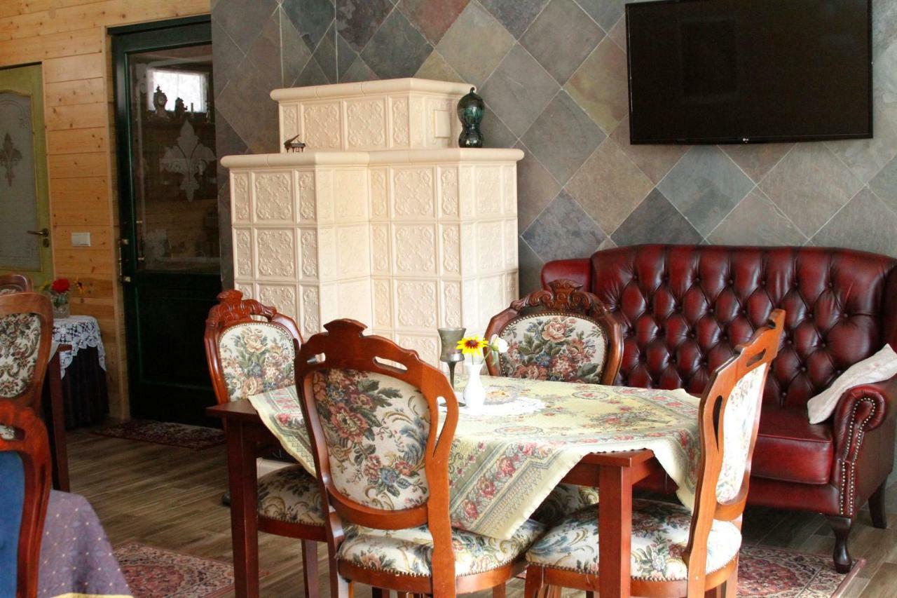 Sasfeszek Vendeghaz Hotel Zirc Exterior foto